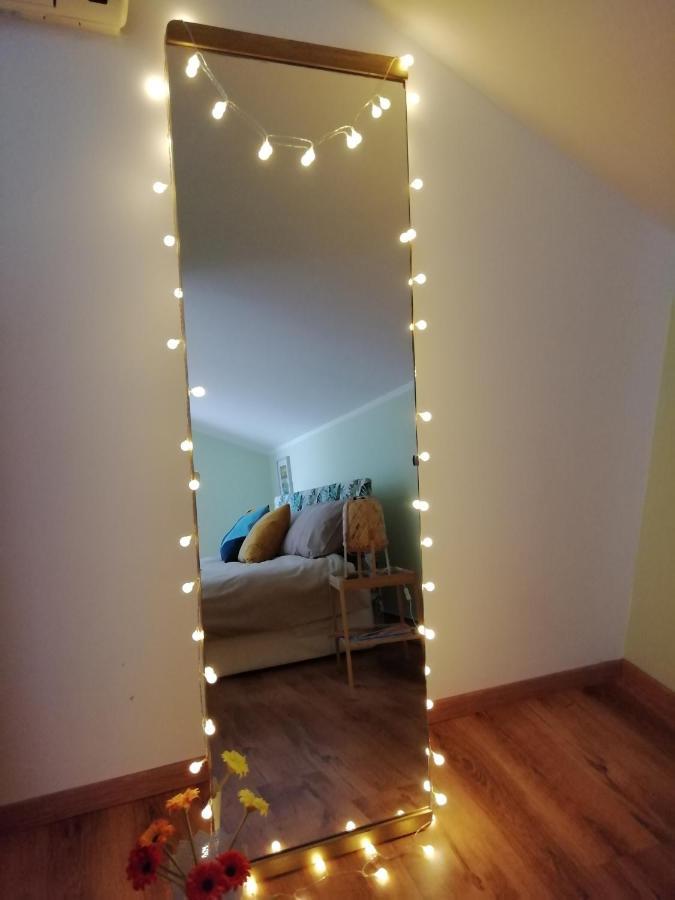 La Mia Mansardina Apartment โกลเลญโญ ภายนอก รูปภาพ